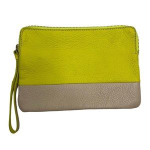 Gap Leather Easy Pouch Vibrating Yellow Zip Wristlet Wallet Inner Credit Card